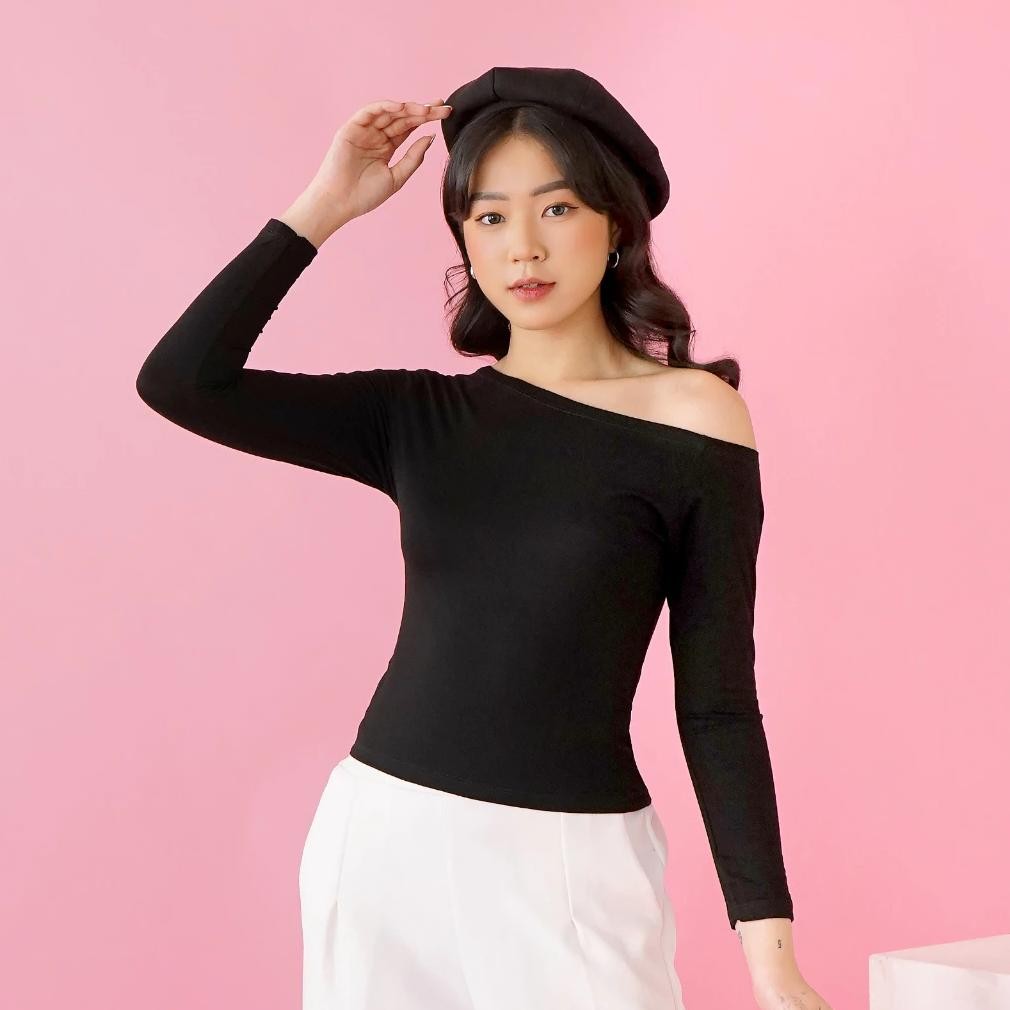 Belle Top Longsleeve Crop Baju Lengan Panjang Wanita Korean Crop Top Lengan Panjang Sabrina