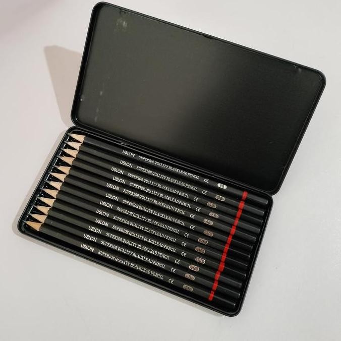 

Set Pensil Lukis 12 Pcs dengan Kotak Logam Premium / Pensil alat Gambar Sketsa 1 Set Lengkap Drawing Pencil 2H H F B HB 2B 3B 4B 5B 6B 7B 8B
