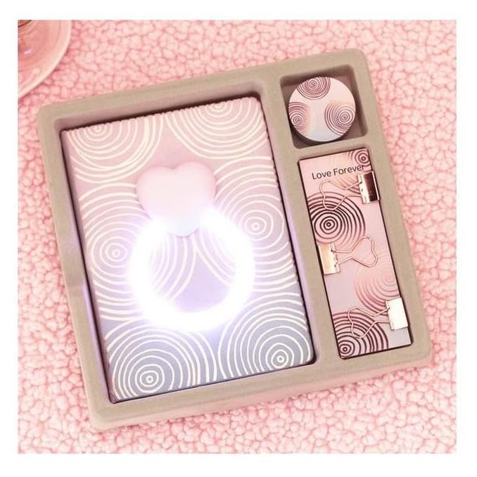 

Notebook Buku Tulis Agenda Diary Lampu Heart Nb06