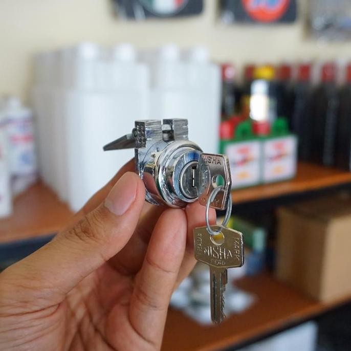 ((((()paling dicari] Aksesoris Vespa Kunci Stang Vbb