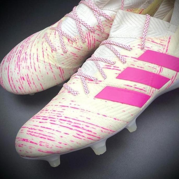 Sepatu Bola Adidas Nemeziz 18.1 White Pink Terlaris