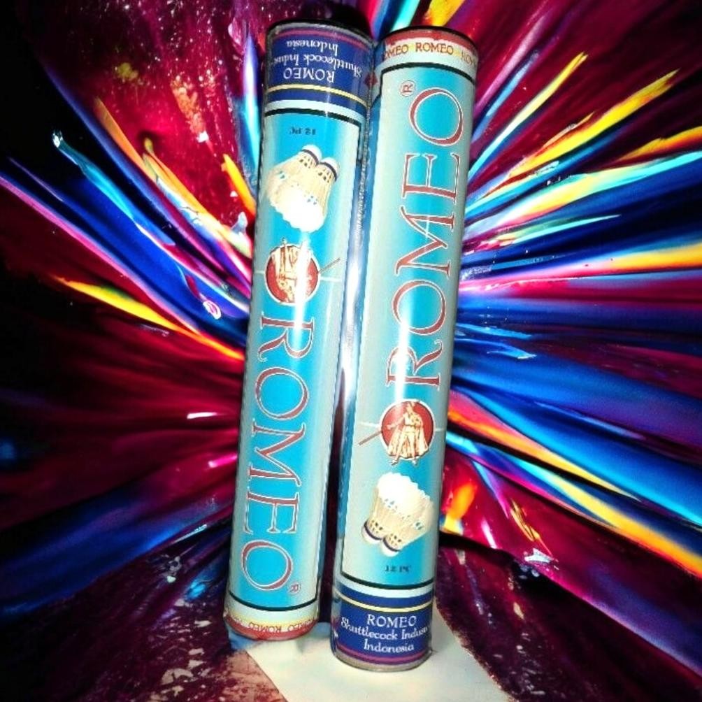 Shuttlecock / Kok Romeo Nugi