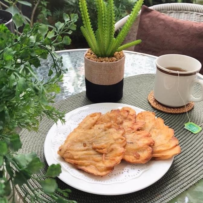 

Terlaris | Terbaru | Best Seller | Termurah Frozen Pisang Goreng Kipas Kuantan Isi 10 Gosend Grab Original | High Quality | Berkualitas