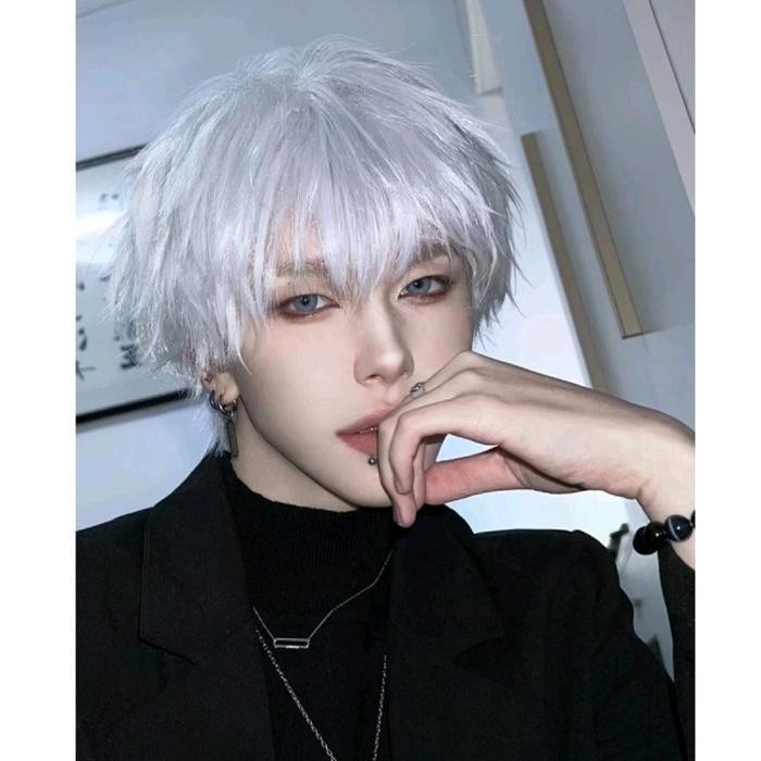 Wig Sintetis Rambut Lurus Pendek Wig Anime Cosplay Warna Putih Natural