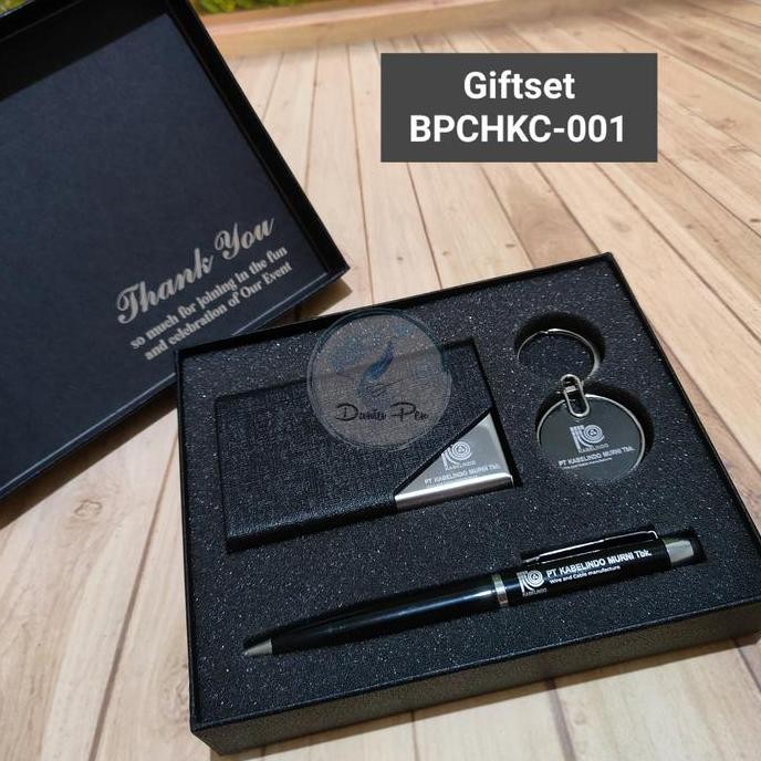 

New Giftset Eksekutif Custom Pen+Card Holder+ Key Chain Elegan , Mewah