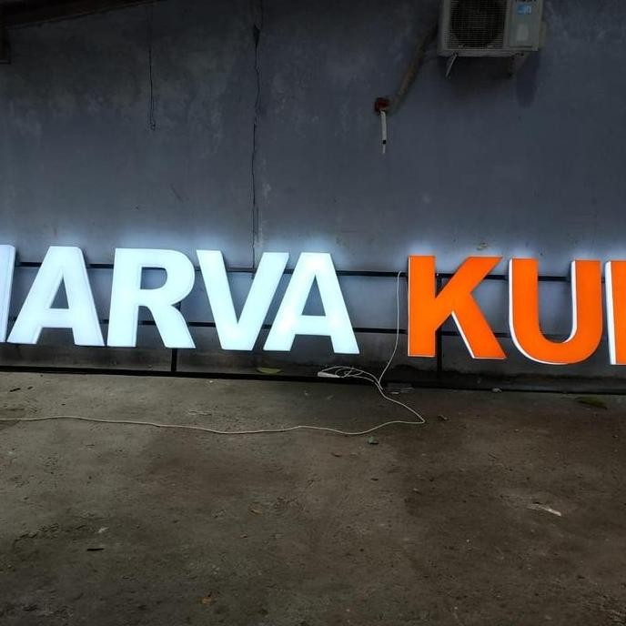 Huruf Timbul Akrilik Nyala