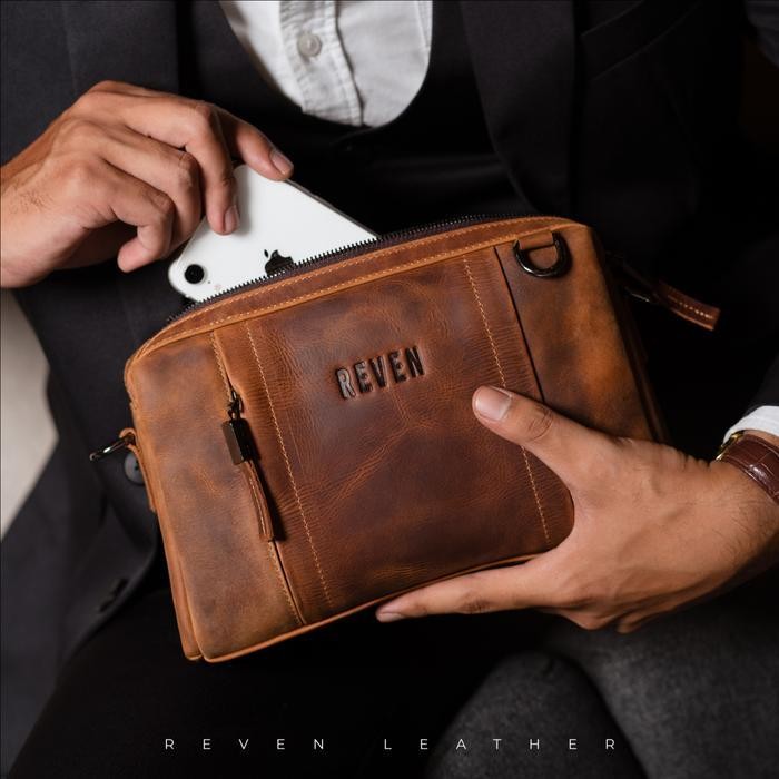 Tas Slempang Messenger Oslo Bag Pria Kulit Original Branded Anti Air