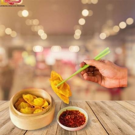 

Pangsit Goreng Frozen Ukuran Medium Isi 30 Pcs