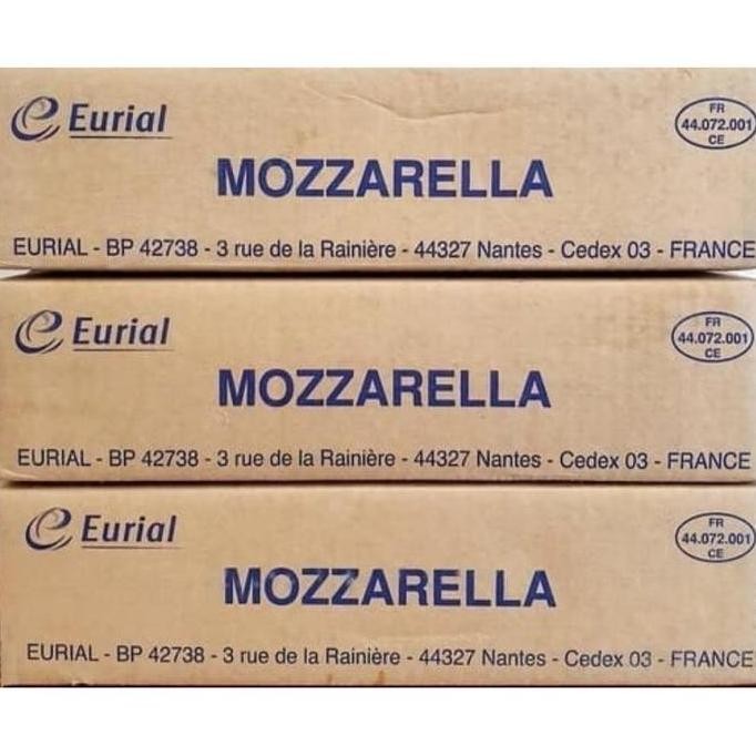 

Keju Eurial Mozarella Cheese Rep 1kg - Gosend/Grab Only!! ! KA