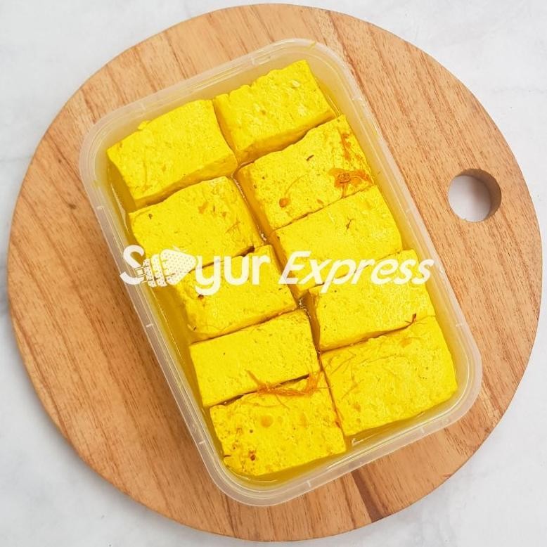 

KIRIM INSTAN Tahu Ungkep Bumbu Kuning 10 potong 750gr aSt