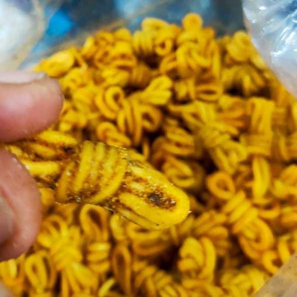 

MIE GULUNG KRIUK RENYAH 250 gr / MIE GULUNG CETAR DAUN JERUK / Mie Gulung Pedas Gurih aSt