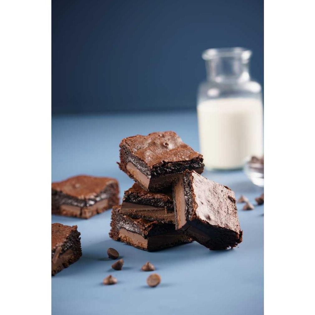 

Gooey Fudgy Chocolate Brownies aSt