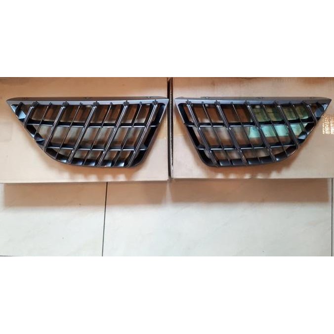 Grill Asli Mitsubishi Kuda 2005 TERBATAS