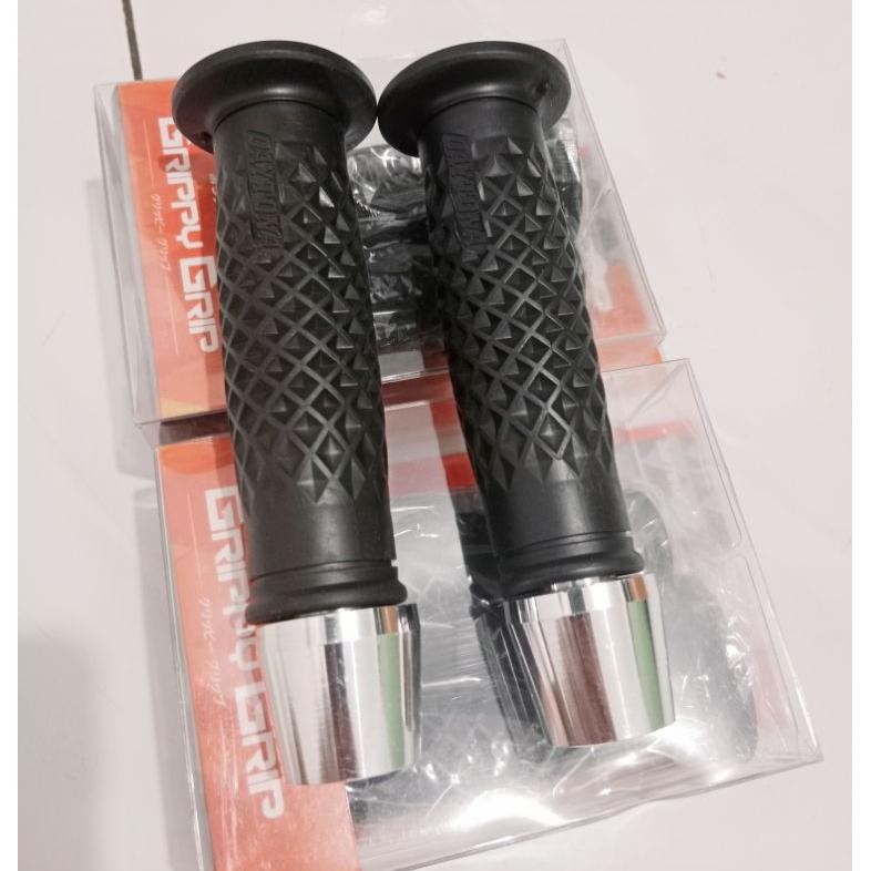 Terbaru Sarung Gas Grip Sisik D4Ytona Plus Jalu Stang Universal Semua Motor Beat Scoopy Vario Xeon R