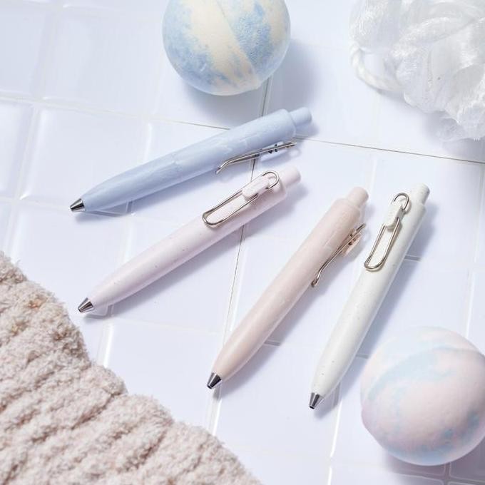 

Uni Uniball One Pocket Bath Bomb Series Gel Ink Pen 0.38Mm 0.5Mm Mitsubishi Uni-Ball Gel Pen Umn-Spt Limited Edition