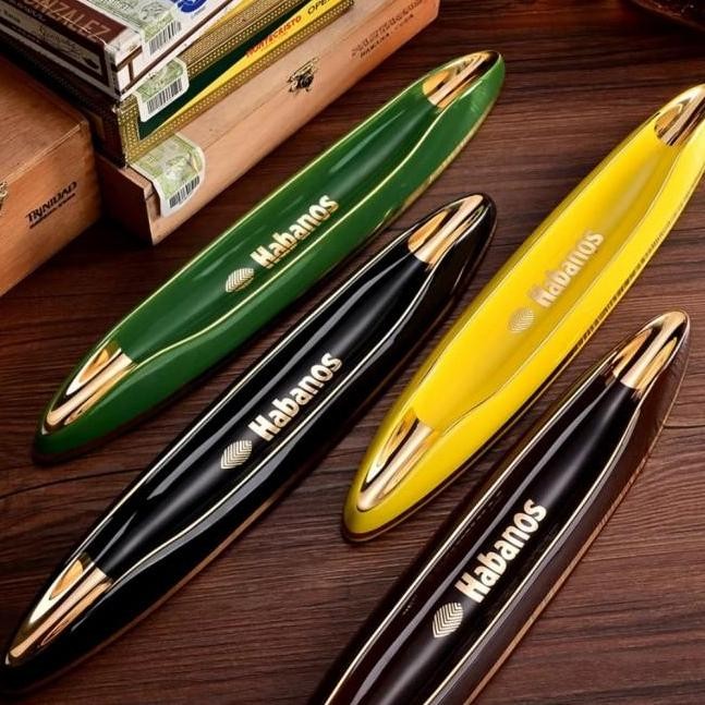 TERBARU - Portable travel Cigar ashtray