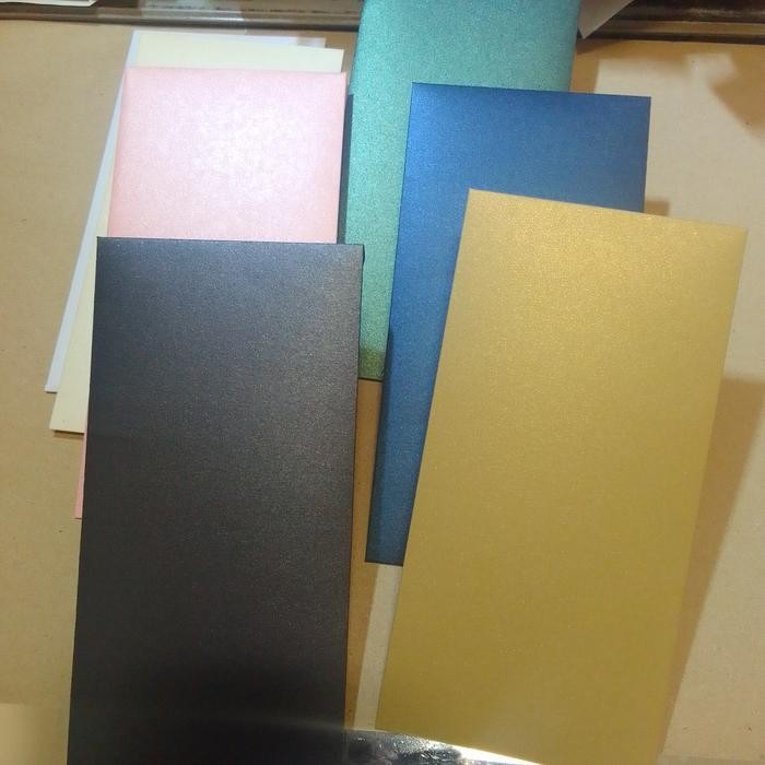 

LFM (isi 10) Amplop Uang, Undangan, Amplop Resi Angpao Jumbo Bahan Glitter