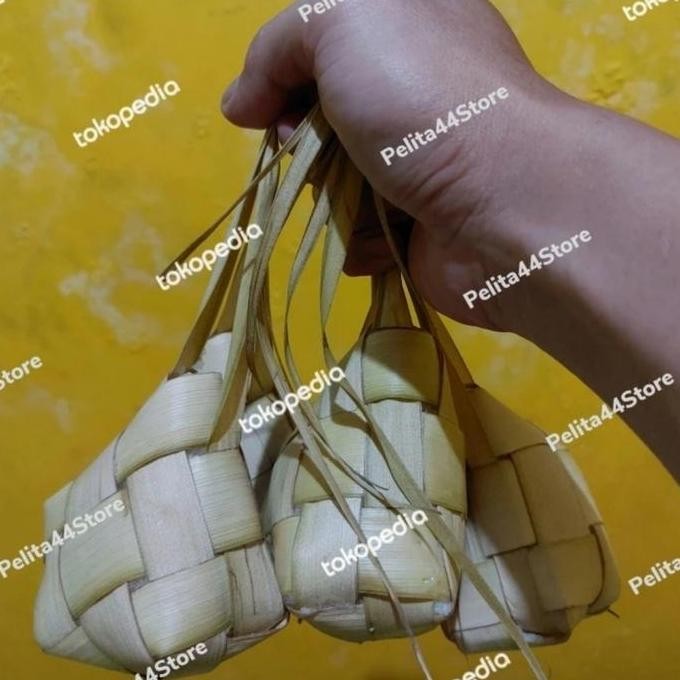 

1 Ikat Ketupat Siap Makan Ukuran Jumbo Isi 10 Pcs Home Made Co