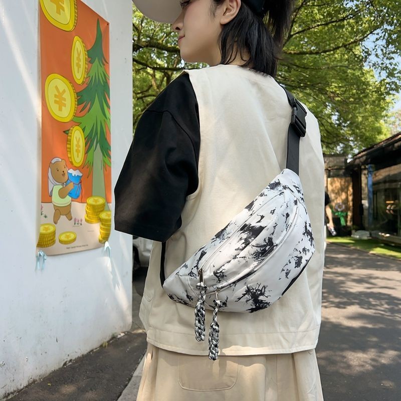 【Tas Bagus】【COD】Tas Niche Wanita Tas Selempang Jepang Tie-Dye Mahasiswa Sederhana Dan Serbaguna Tas 