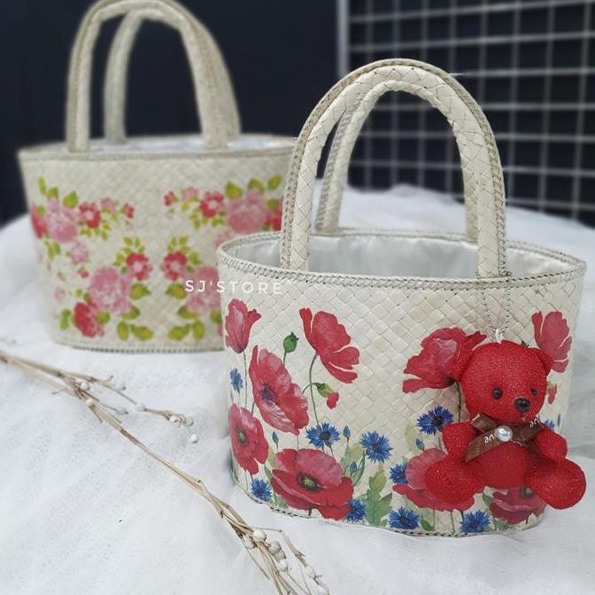 

Ready Gift Box Hampers Kotak Hadiah Souvenir Lebaran Imlek Natal Ulang Tahun