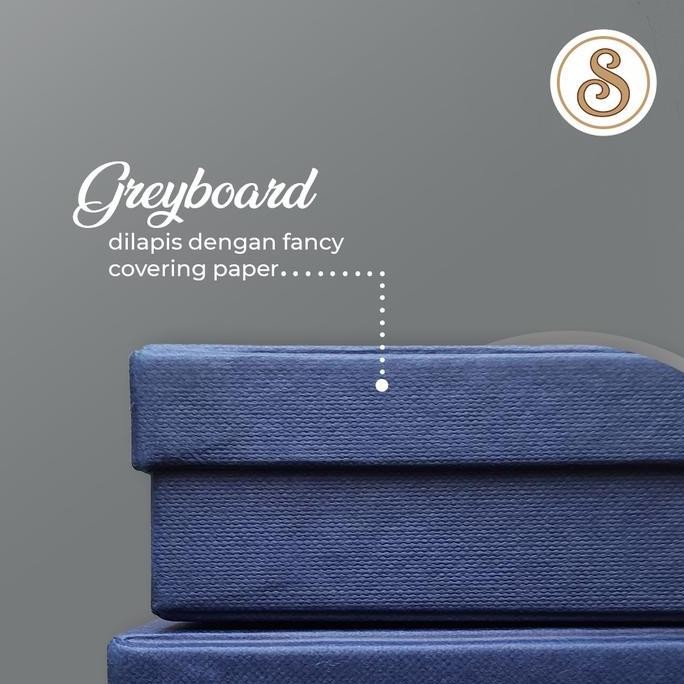 

Kotak Kado/ Giftbox Kosmetik +Free Pita Uk. 20 X 12 X 8 Cm Pasti Promo