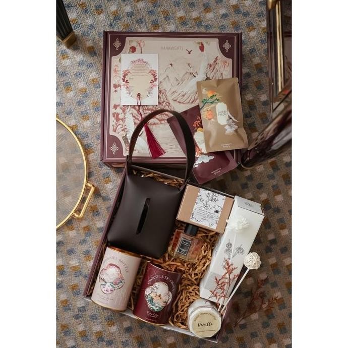 

Ready Canary Hampers Imlek Sincia Parcel CNY 2025 Aromatherapy Paket Hadiah