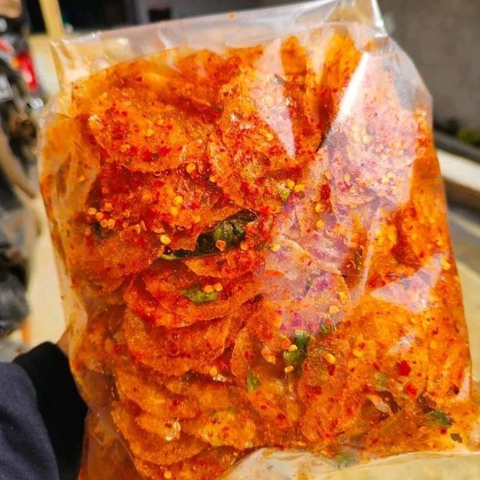 

CCF 500gr Keripik Kaca Pedas Daun Jeruk Aneka Snack & Food Makanan Camilan Keripik Cemilan Viral Kripca Snack Food