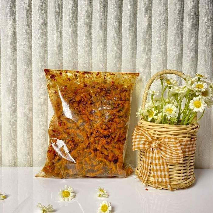 

Ccf Usus Crispy Premium / Kripik Usus 1Kg Penyoeka Lada Bumbu Melimpah Pedas Snack Kripik Cemilan Food