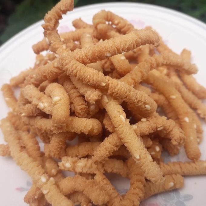 

Kue Akar Kelapa Wijen Mini 250gr Kue Kering Tradisional Gurih Stok Terbatas