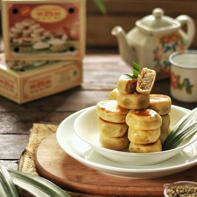 

Bakpia Pathok 25 Isi 15 Kacang Hijau Coklat Keju Stok Terbatas