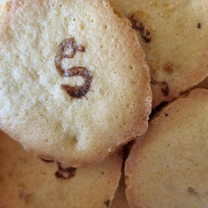 

Bolu Kering Bulat 1 Bal Stok Terbatas