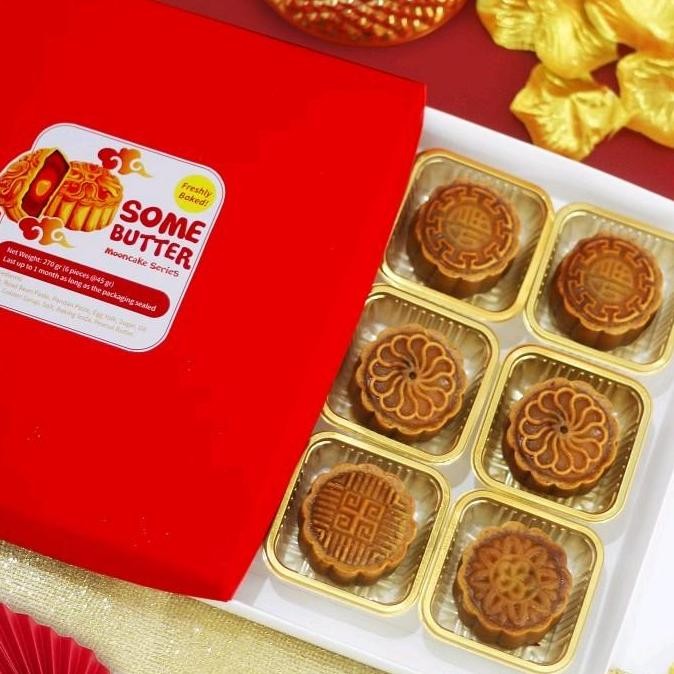 

Mooncake Kue Bulan Premium Isi 6 - Red Bean, Pandan, Telur Asin Stok Terbatas