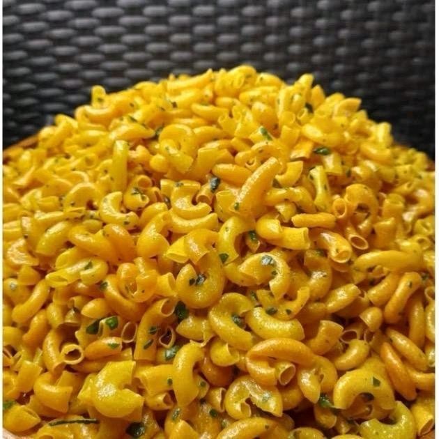 

CCF MAKARONI CIKRUH 500 Gram PEDAS DAUN JERUK Makanan Camilan Asin Pedas Food Snack Cemilan