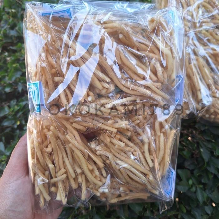 

CCF Sistik Stik Pedas Cemilan Makanan Jajanan Ringan Oleh-oleh Si Raja Pelem 1 Pak Isi 20 Bungkus Snack