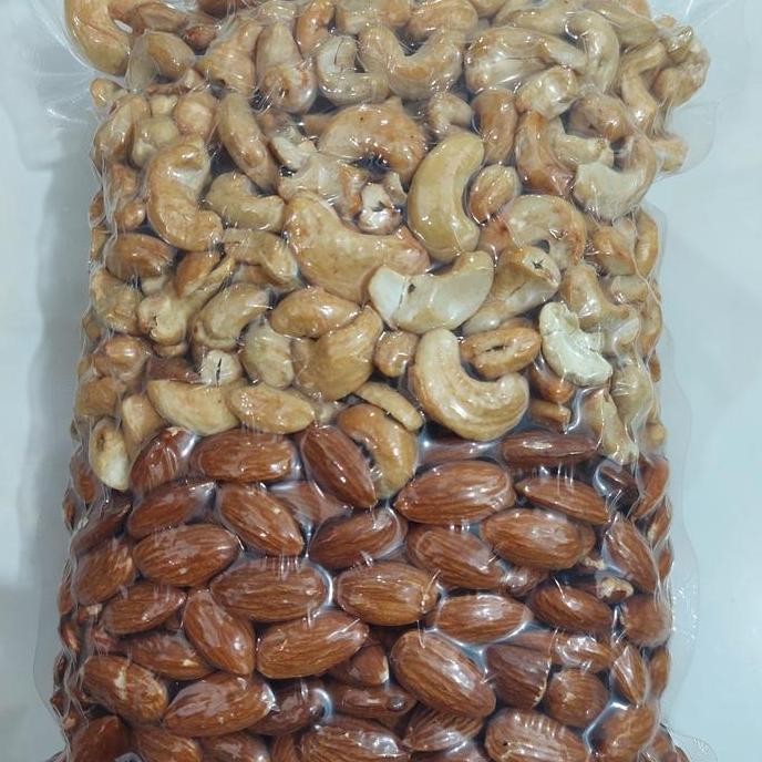 

Mix Mede Roasted Dan Almond Roasted Kemasan 250Gram Pasti Ori