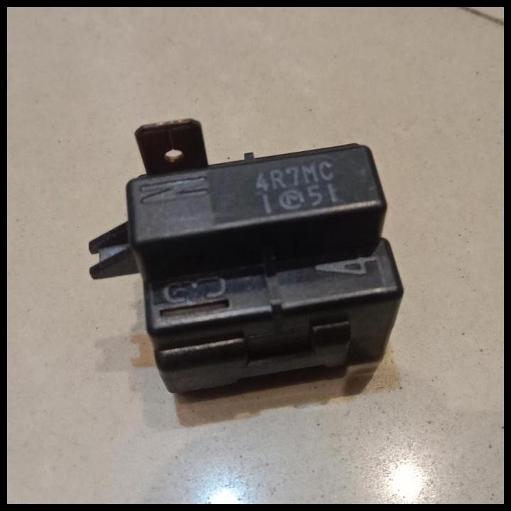 Relay PTC Kulkas Freezer 1 Soket Pin Kaki Kanan Murata 4R7MC Original