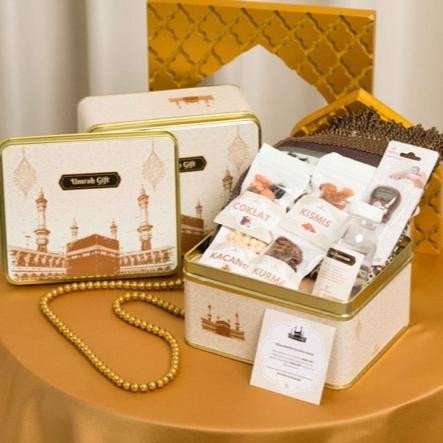 

Omar Hampers | Paket Hampers Oleh Oleh Haji Souvenir Umroh Suvenir Tahlilan Syukuran Hajatan