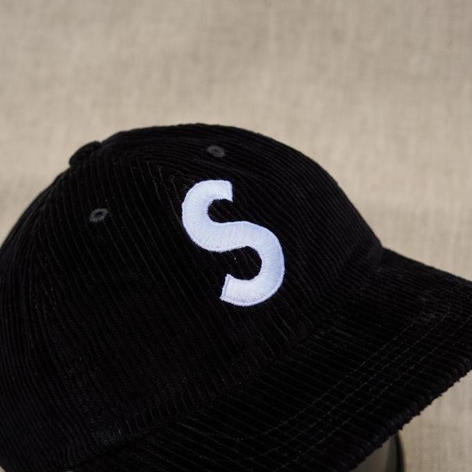SUPREME S LOGO 6-PANEL CAP CORDUROY BLACK
