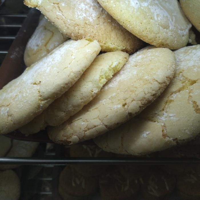 

IX kue telur toko oen semarang