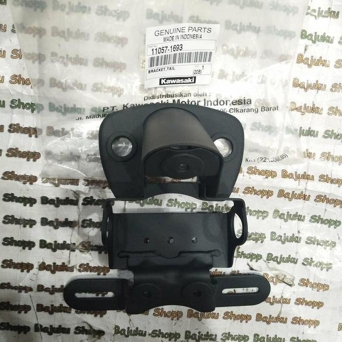 Braket Bracket Breket Lampu Stop Lampu Belakang Kawasaki W175 W 175 Original Kawasaki Asli