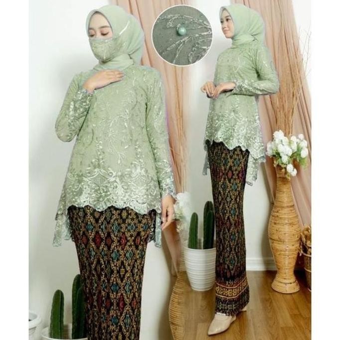 Setelan Kebaya Modern Blouse Tille Bordir Azkia Sage Rok Plisket Batik
