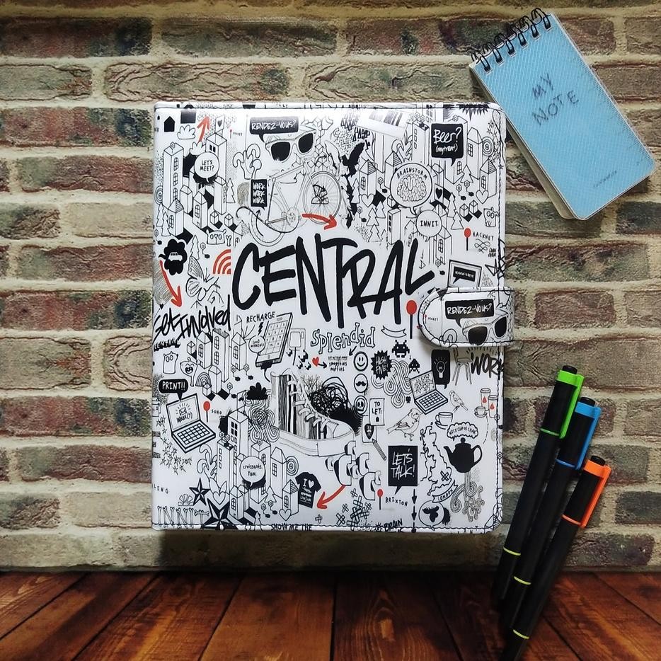 

Binder Motif Central Ukuran A5 20Ring Dan B526Ring Bahan Kulit Sintetis Binder Aesthetic Glossy