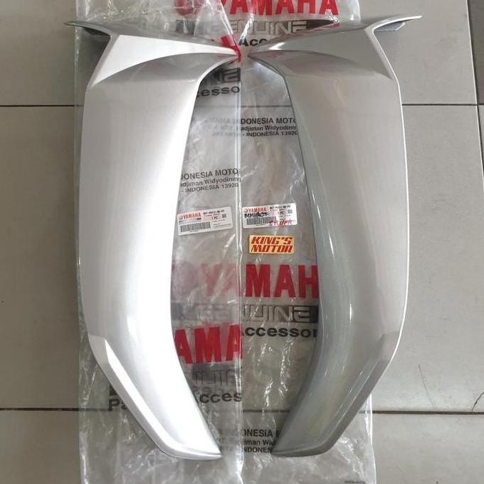 SAYAP LUAR NEW VEGA R SEPASANG SILVER (2006-2008)