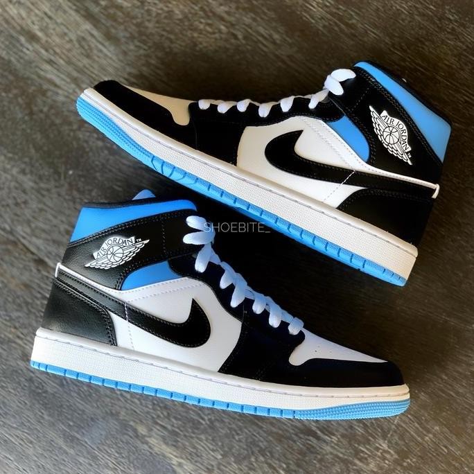 Nike Air Jordan 1 Mid Wmns Royal Black White