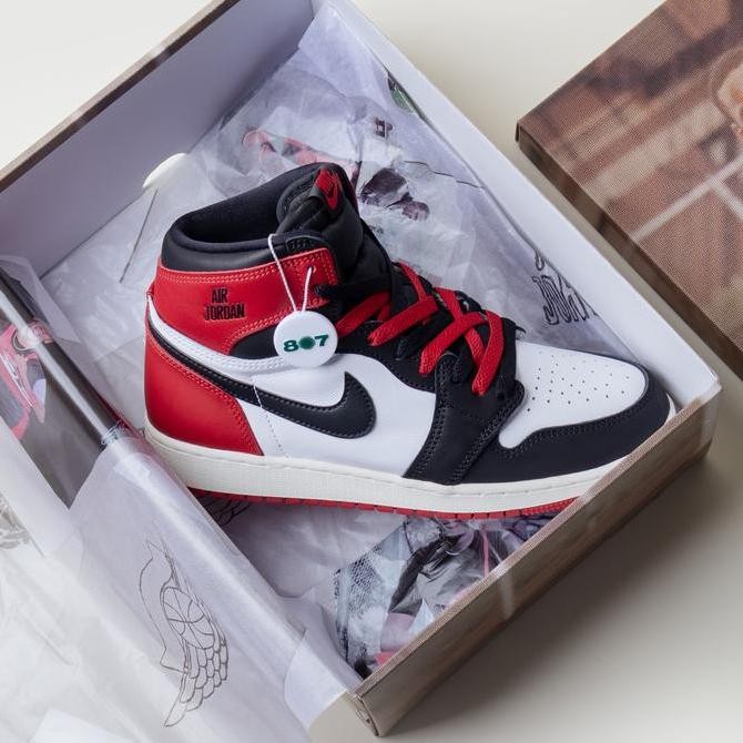 Air Jordan 1 High Og Black Toe Reimagined Gs Women