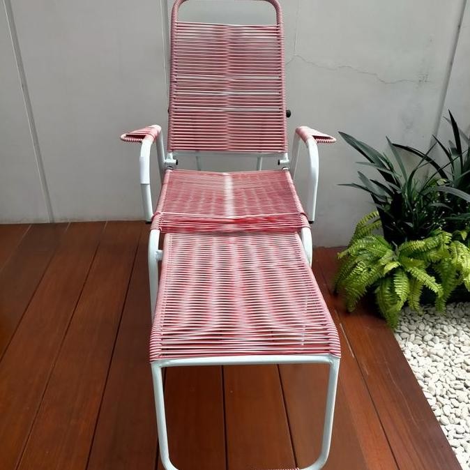KURSI SANTAI/KURSI MALAS TALI MERAH