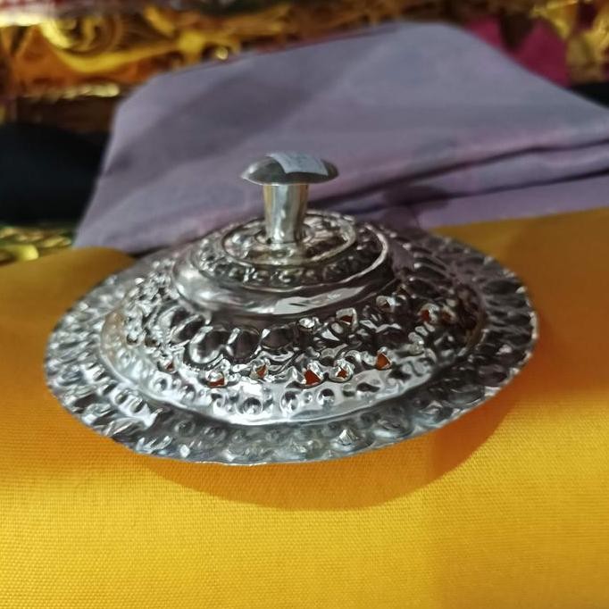 ] Saab Tutup Bokor banten Canang Bali