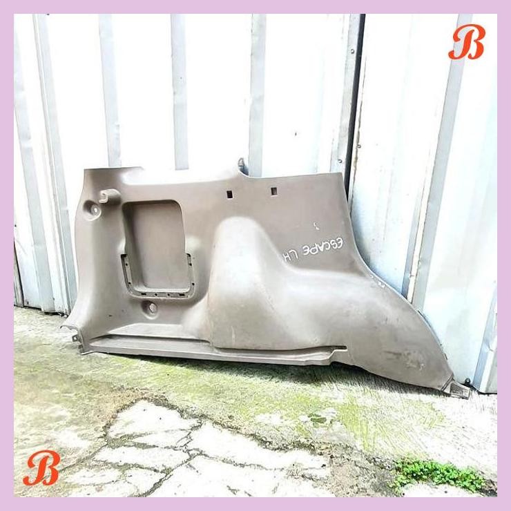 | SPR | DOORTRIM COVER BACKLEADING SISI KIRI BAGASI/ BELAKANG FORD ESCAPE 2300CC XLT