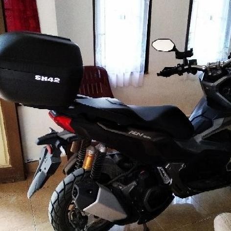 Paketan Box Shad Sh42 + Breket Box Motor Honda Adv 150