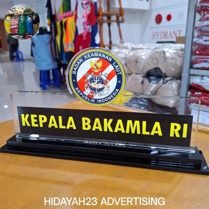 

;&;&;&;&] papan nama meja papan akrilik papan nama papan nama meja akrilik
